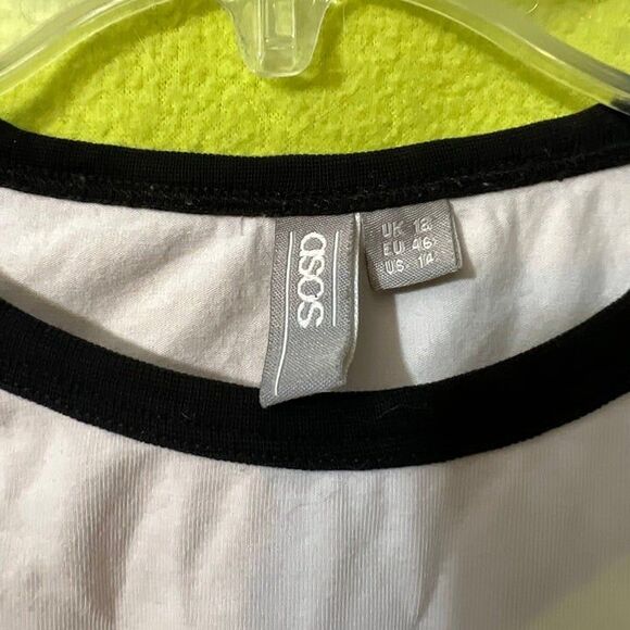 Asos Crop Baseball Tee Marshmallow Print 14 L Black White Pink - Picture 3 of 5